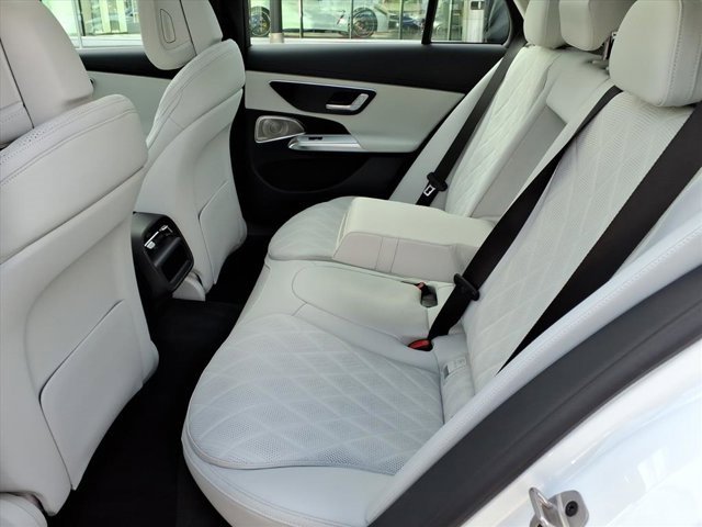 New 2026 Mercedes-Benz E 450 4MATIC All-Terrain Wagon image 19