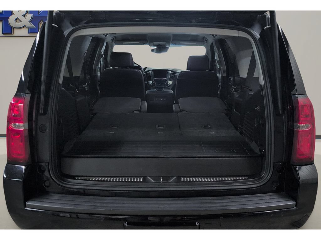 Used 2019 Chevrolet Tahoe LT w/ Luxury Package AWD/4WD image 28