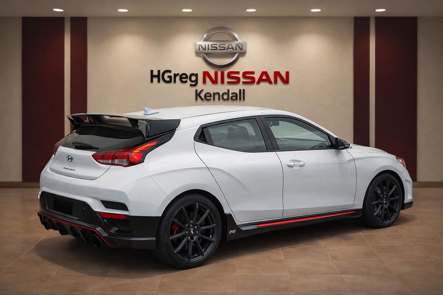 Used 2022 Hyundai Veloster N FWD image 4
