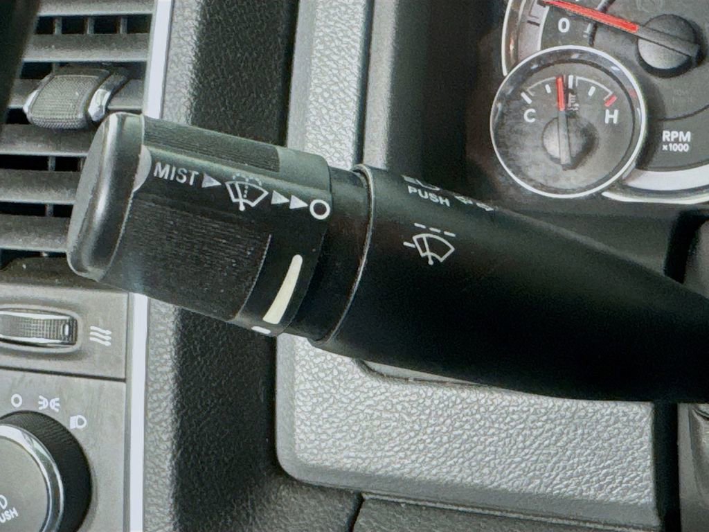 Used 2015 RAM 1500 Outdoorsman image 12