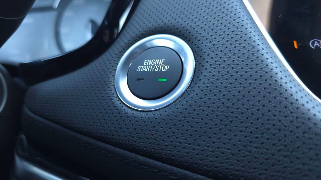 Used 2025 Cadillac XT5 Premium Luxury image 37