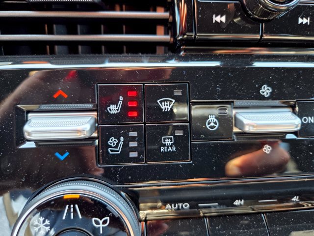 New 2027 Nissan Armada PRO-4X AWD/4WD image 27