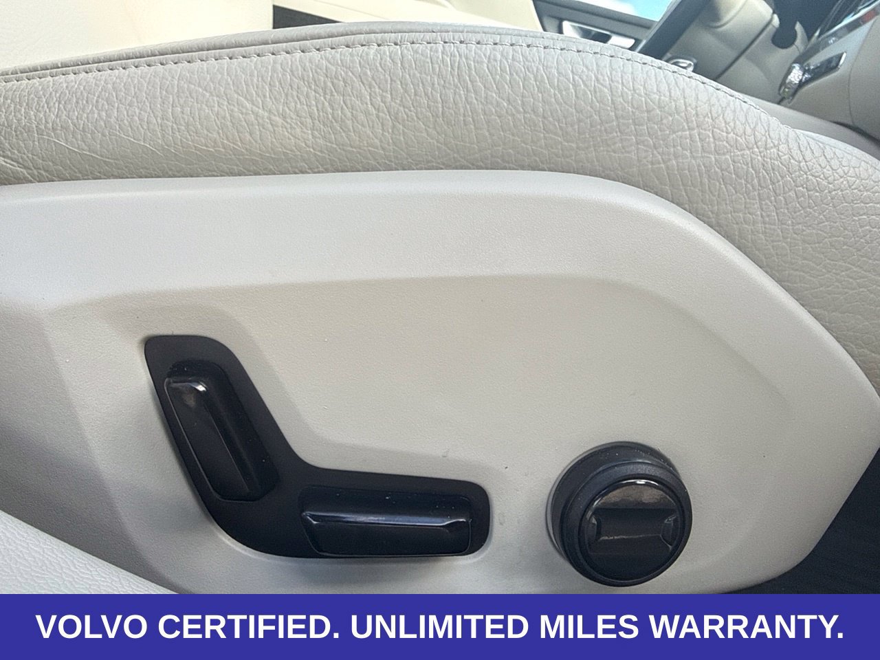 Certified 2024 Volvo S60 B5 Plus w/ Climate Package FWD image 15