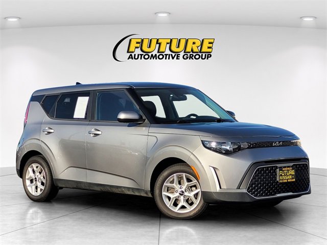 Used 2023 Kia Soul LX w/ Option Group 015 image 1