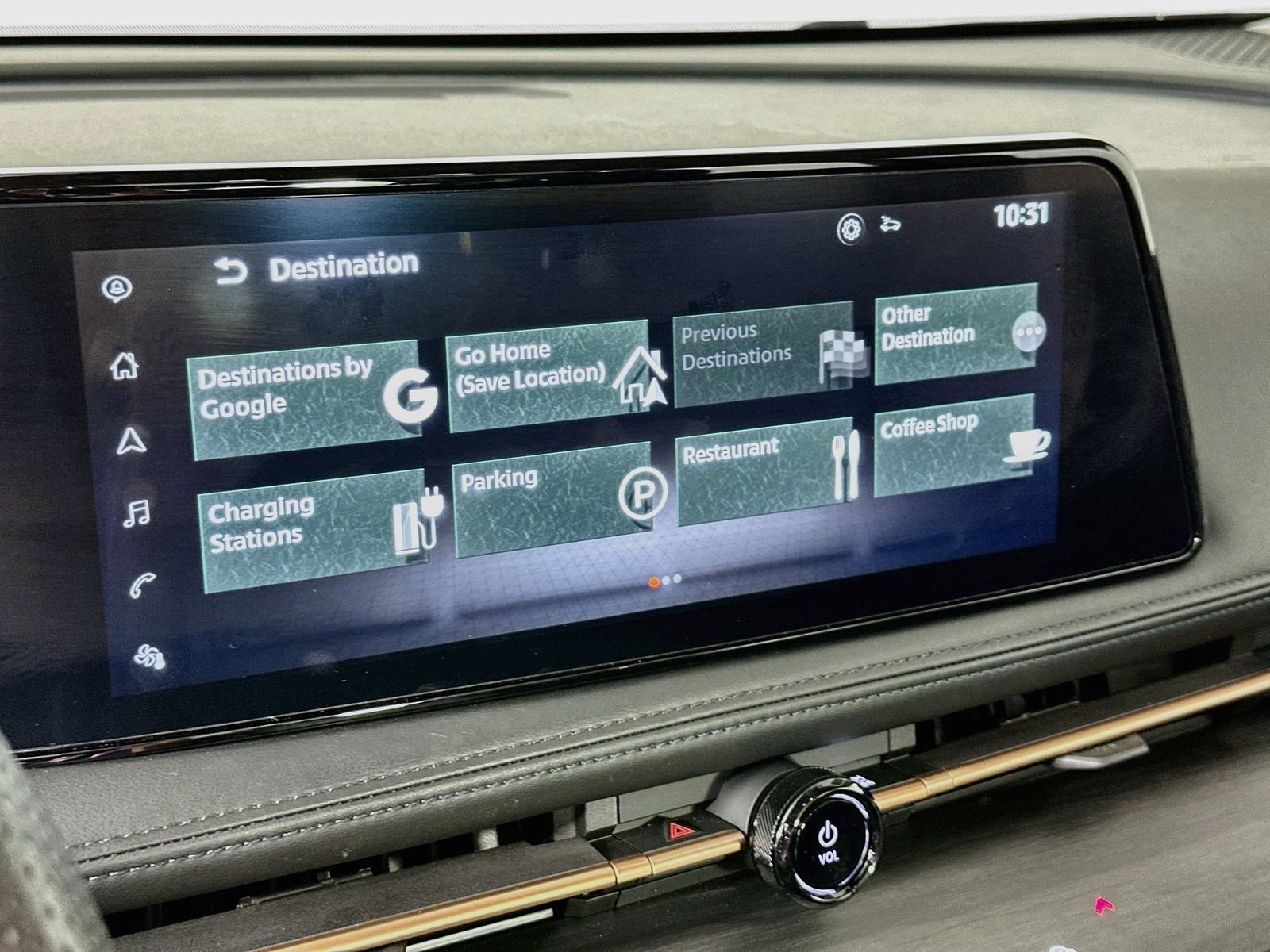 Used 2024 Nissan Ariya AWD image 13