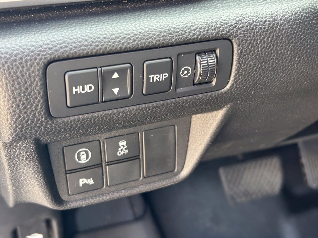 Used 2022 Honda Accord Touring image 28