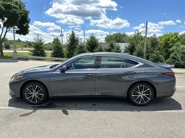 Used 2023 Lexus ES 350 w/ Premium Package FWD image 2