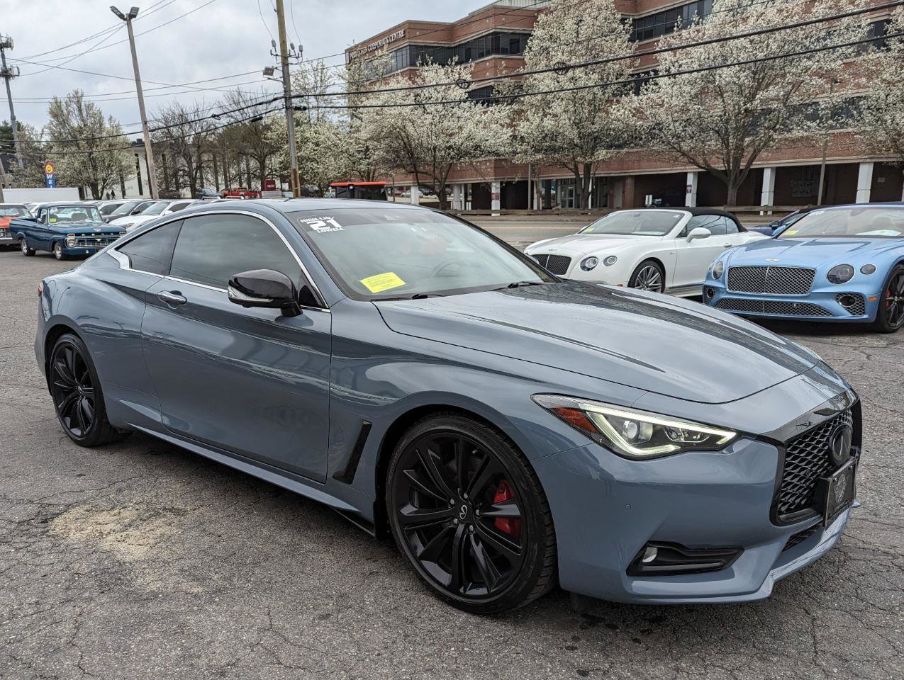 Used 2021 INFINITI Q60 Red Sport 400 w/ Cargo Package AWD/4WD image 5