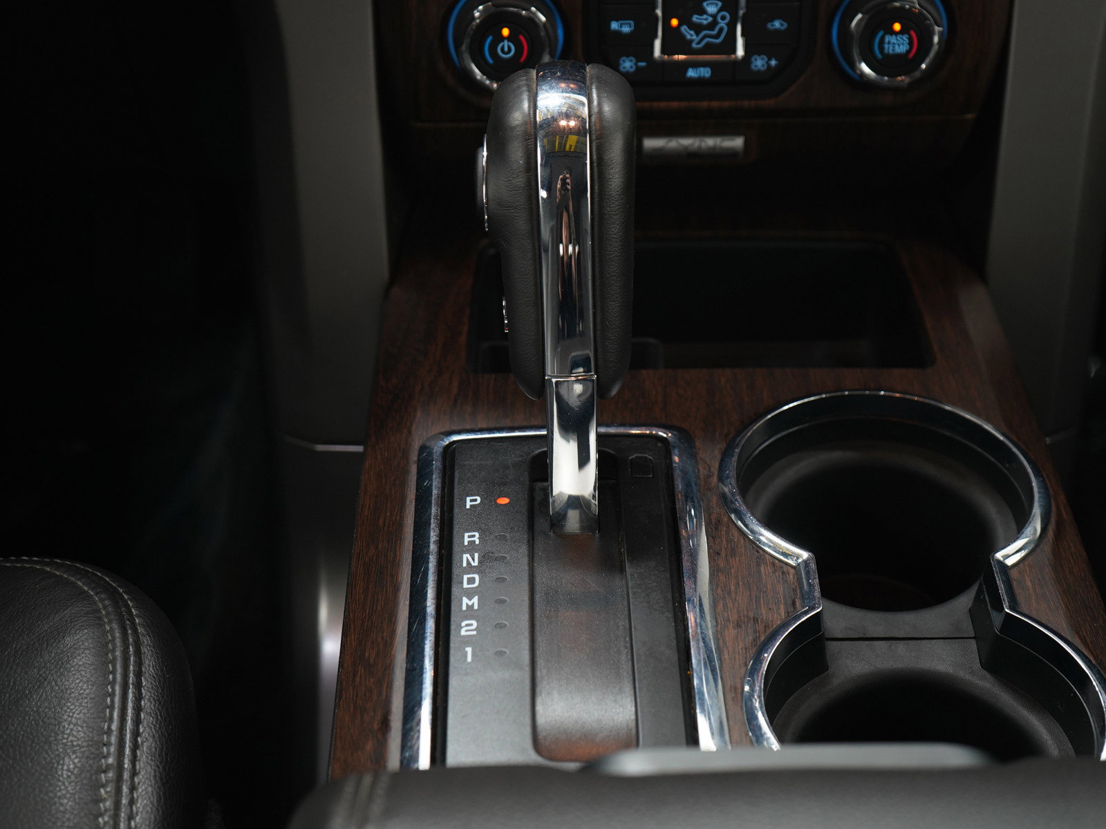 Used 2013 Ford F150 Lariat w/ Luxury Equipment Group AWD/4WD image 18