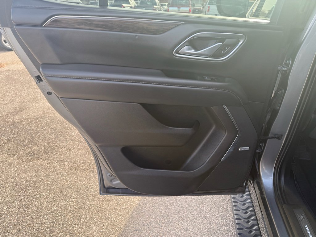 Used 2022 Chevrolet Tahoe Z71 image 17