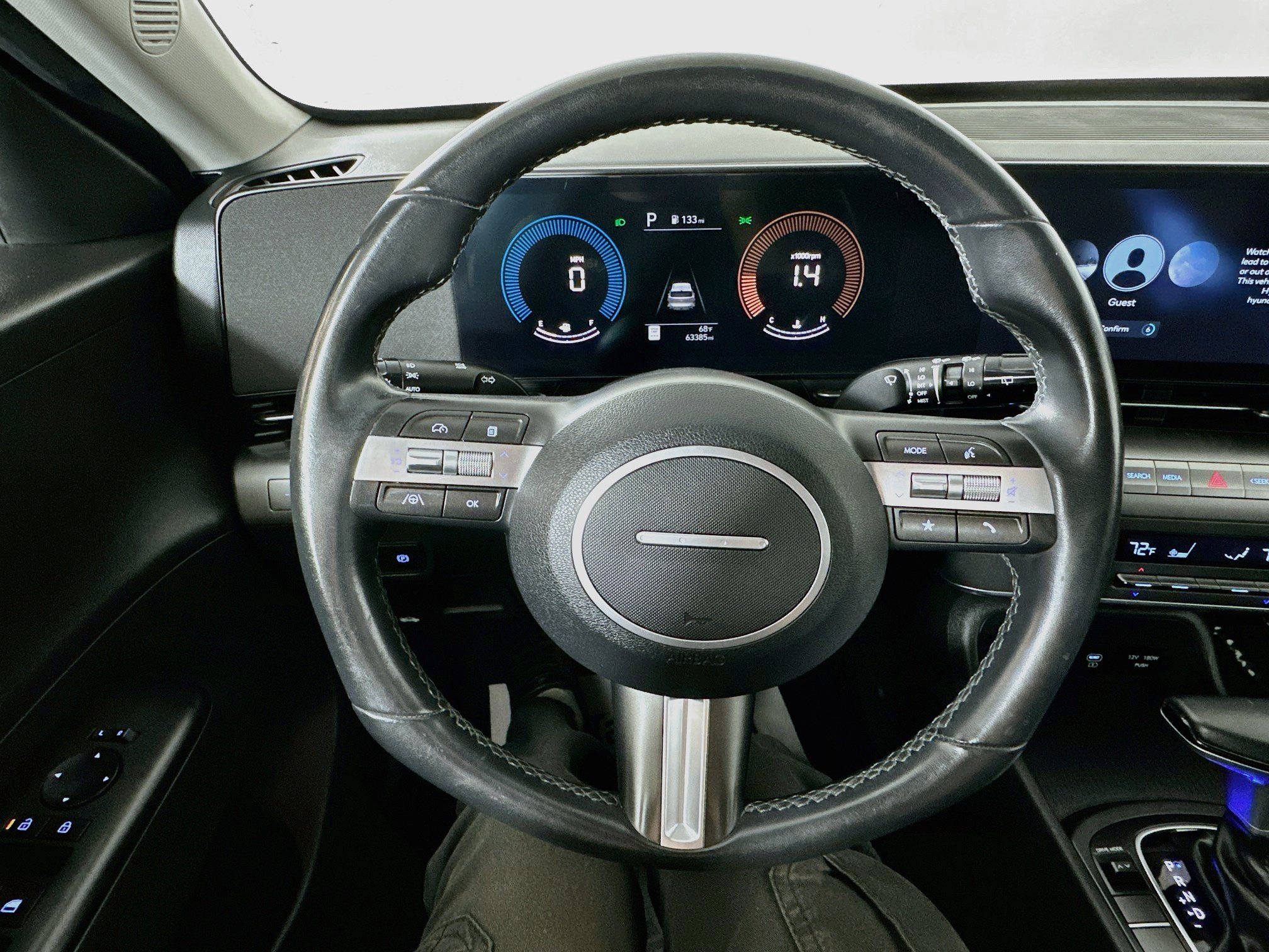 Certified 2024 Hyundai Kona SEL FWD image 11