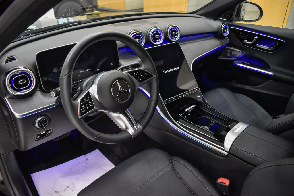 Certified 2026 Mercedes-Benz C 300 4MATIC Sedan image 21