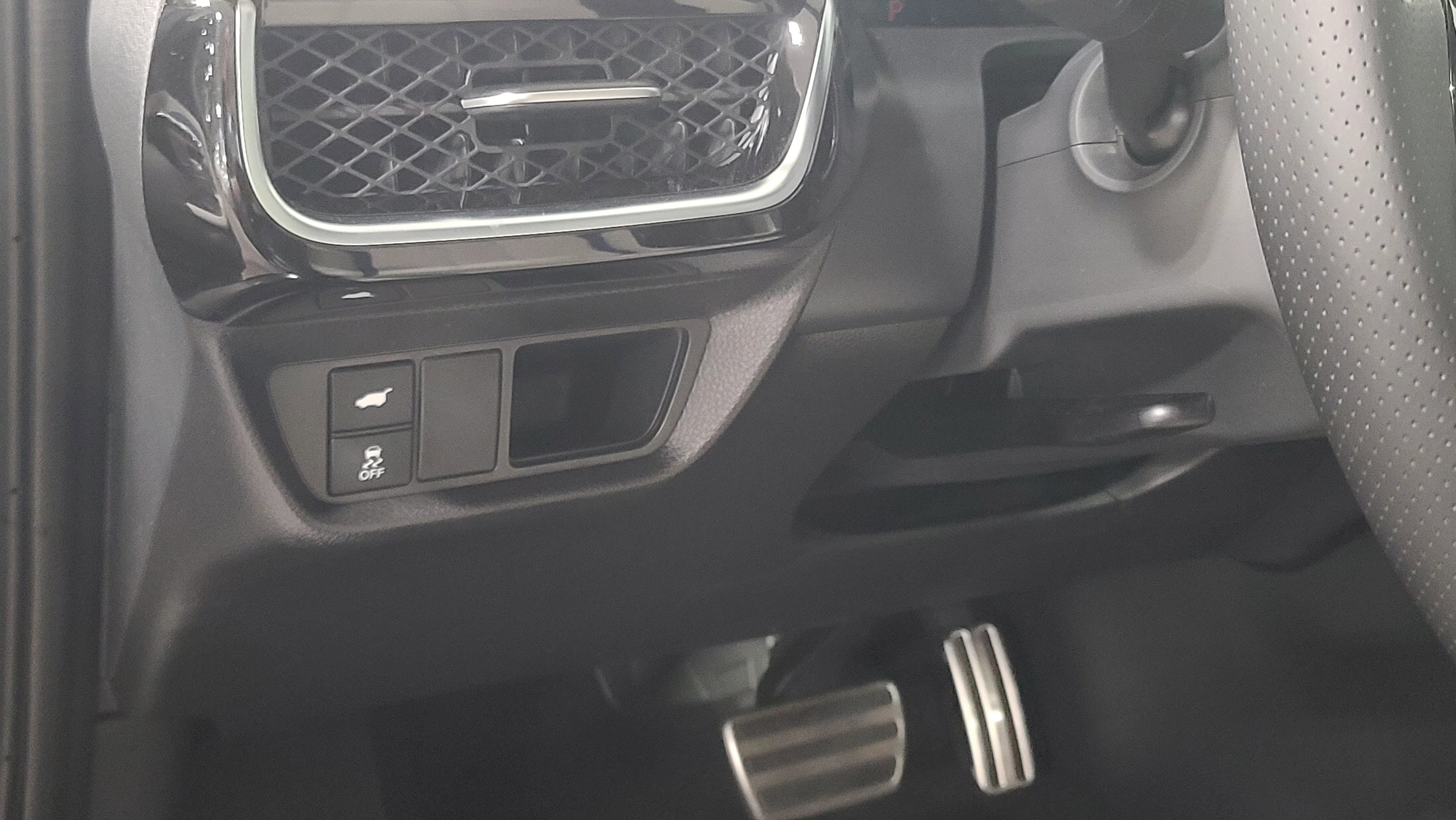 Certified 2025 Acura ADX A-Spec AWD/4WD image 21