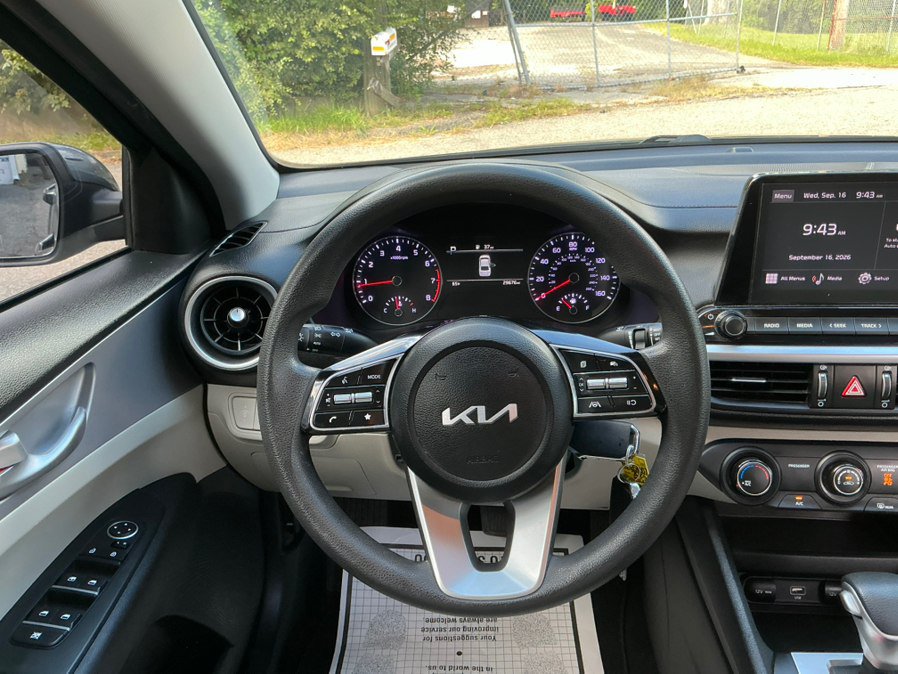 Used 2023 Kia Forte LXS w/ LXS Technology Package FWD image 32