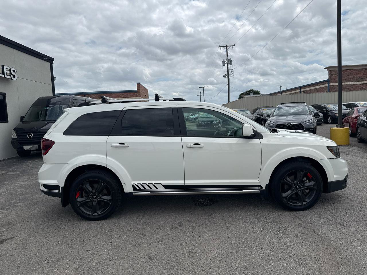Used 2020 Dodge Journey Crossroad w/ Popular Equipment Group FWD image 5