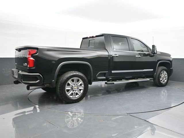 New 2026 Chevrolet Silverado 2500 High Country w/ High Country Premium Package AWD/4WD image 16