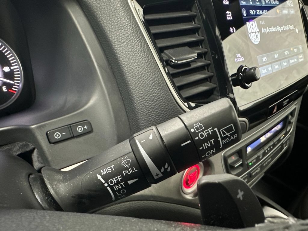 Used 2023 Honda Passport EX-L image 21