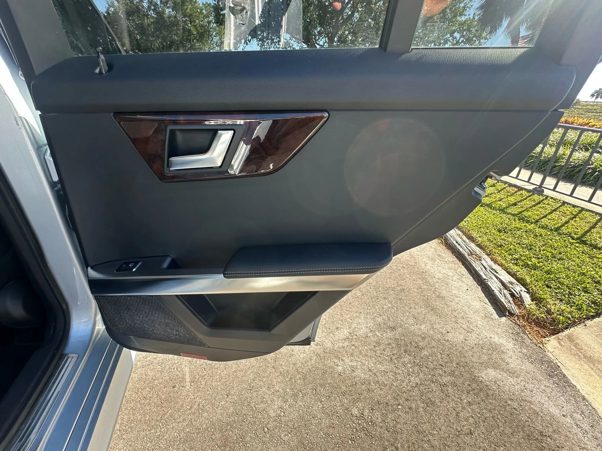 Used 2013 Mercedes-Benz GLK 350 2WD image 16