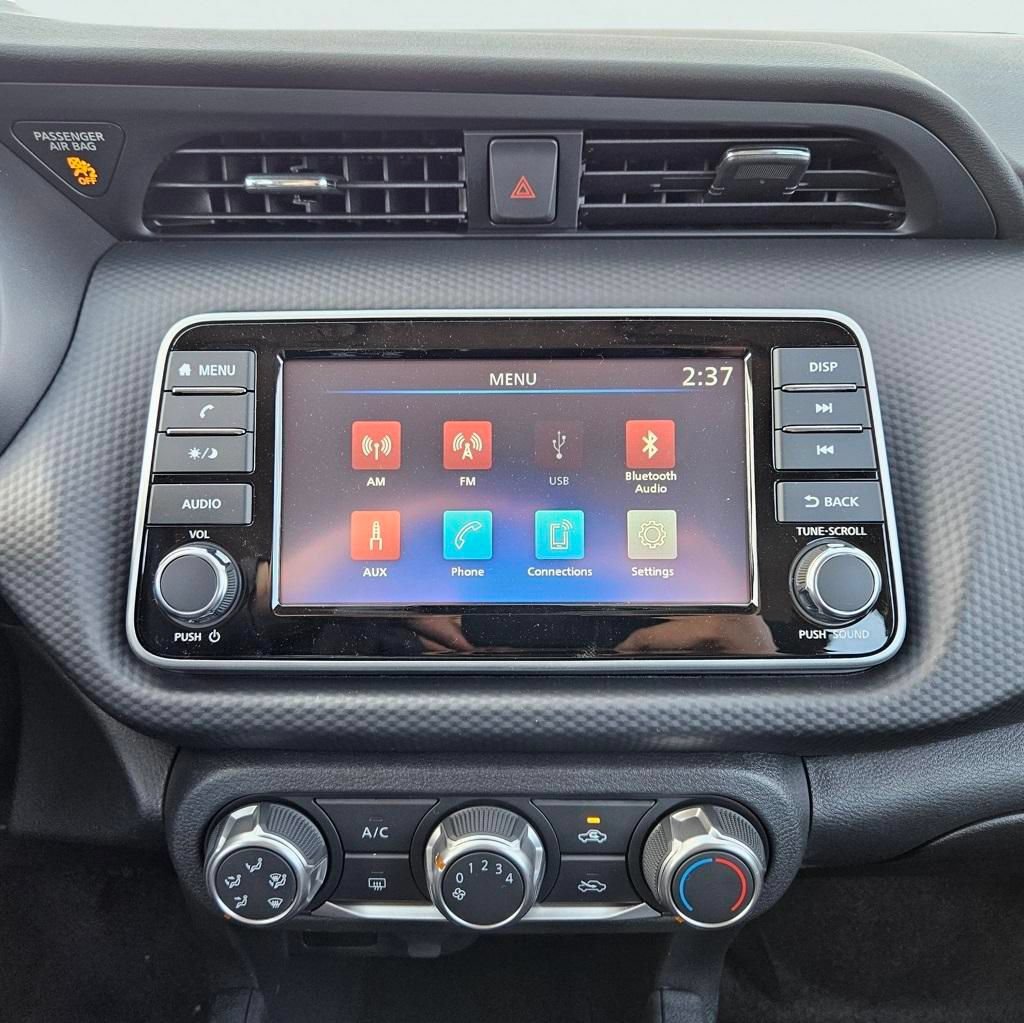 Used 2025 Nissan Kicks Play S FWD image 12