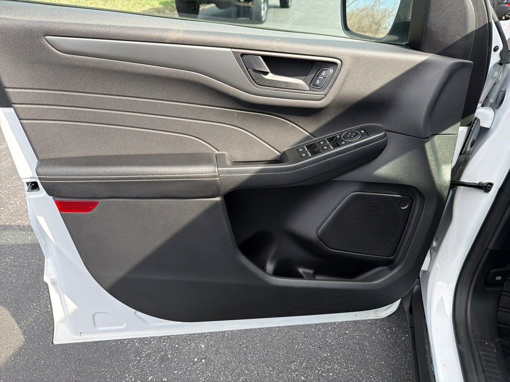 Used 2023 Ford Escape Active image 12