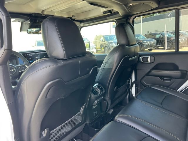 Used 2024 Jeep Wrangler Unlimited Sahara AWD/4WD image 43