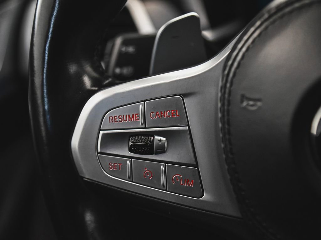 Used 2022 BMW 740i xDrive w/ M Sport Package image 27