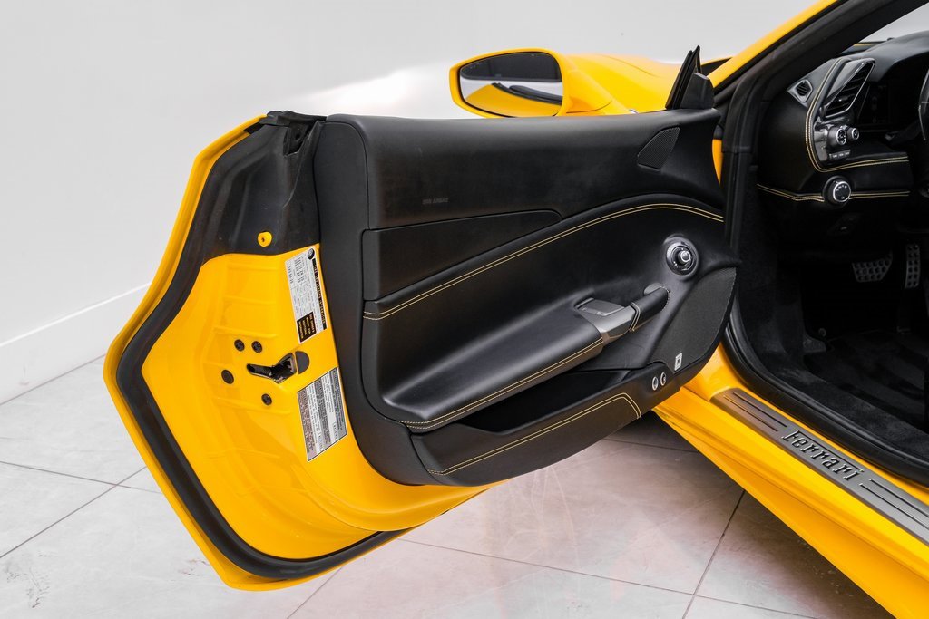 Used 2017 Ferrari 488 Spider image 37