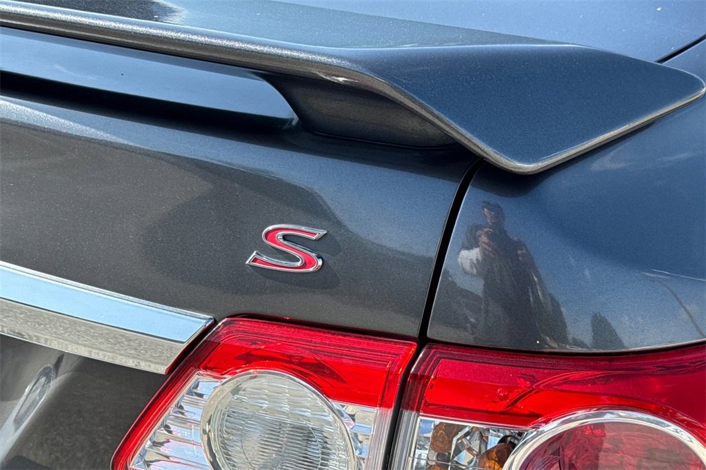 Used 2012 Toyota Corolla S image 8