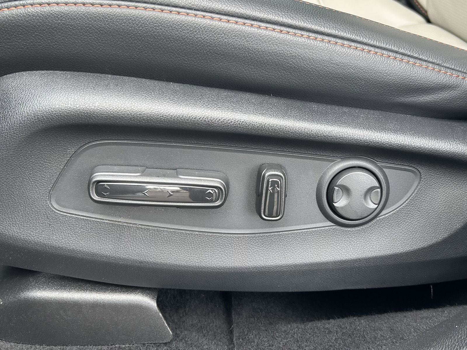 Used 2024 Honda CR-V Sport Touring image 14