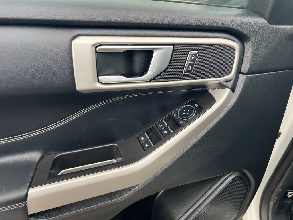 Used 2023 Ford Explorer XLT w/ Equipment Group 202A image 20
