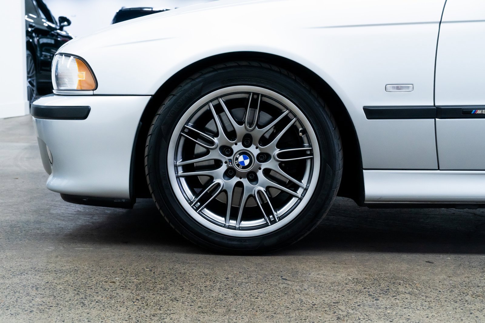 Used 2000 BMW M5 image 7