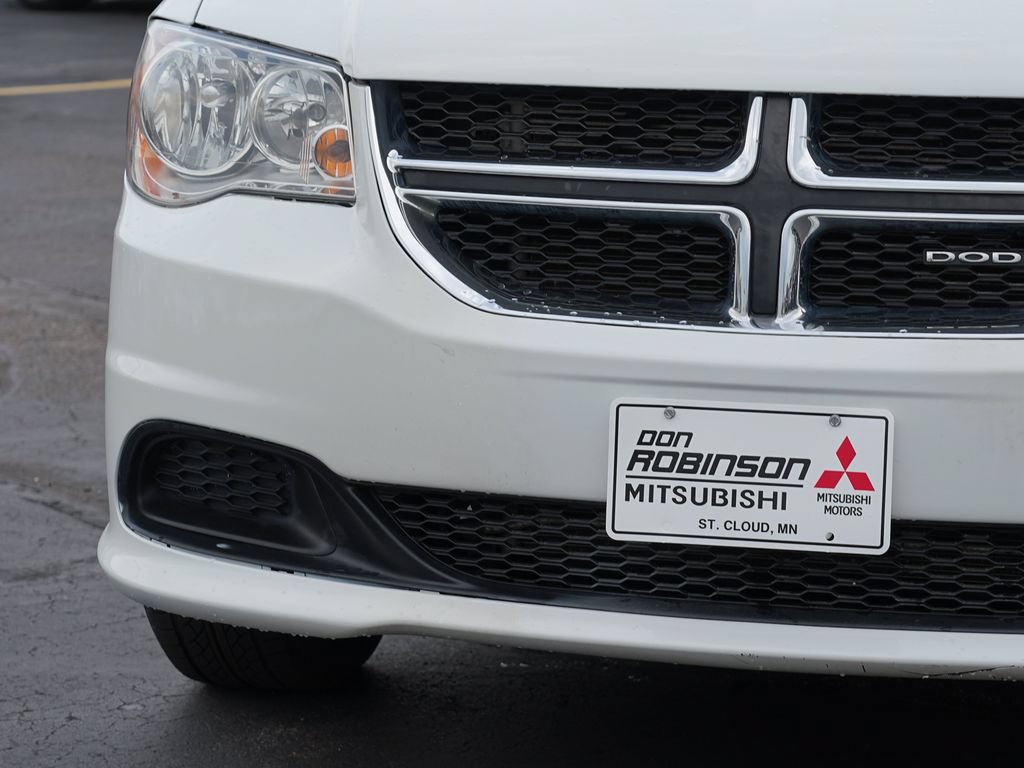 Used 2018 Dodge Grand Caravan SE w/ UConnect Hands-Free Group FWD image 9