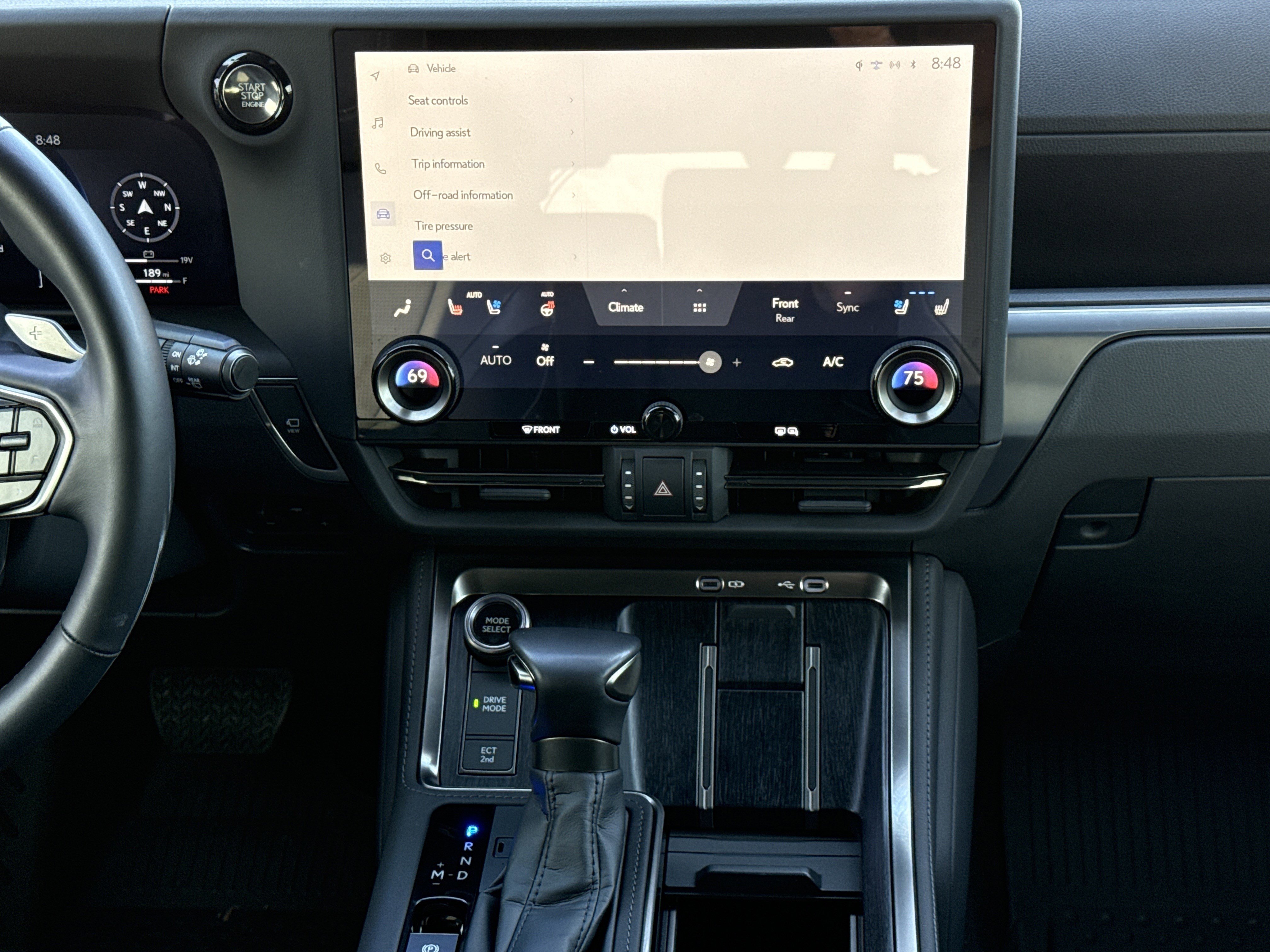 Used 2025 Lexus GX 550 image 30