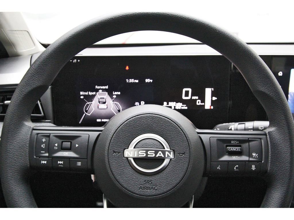 Used 2026 Nissan Kicks SV FWD image 13