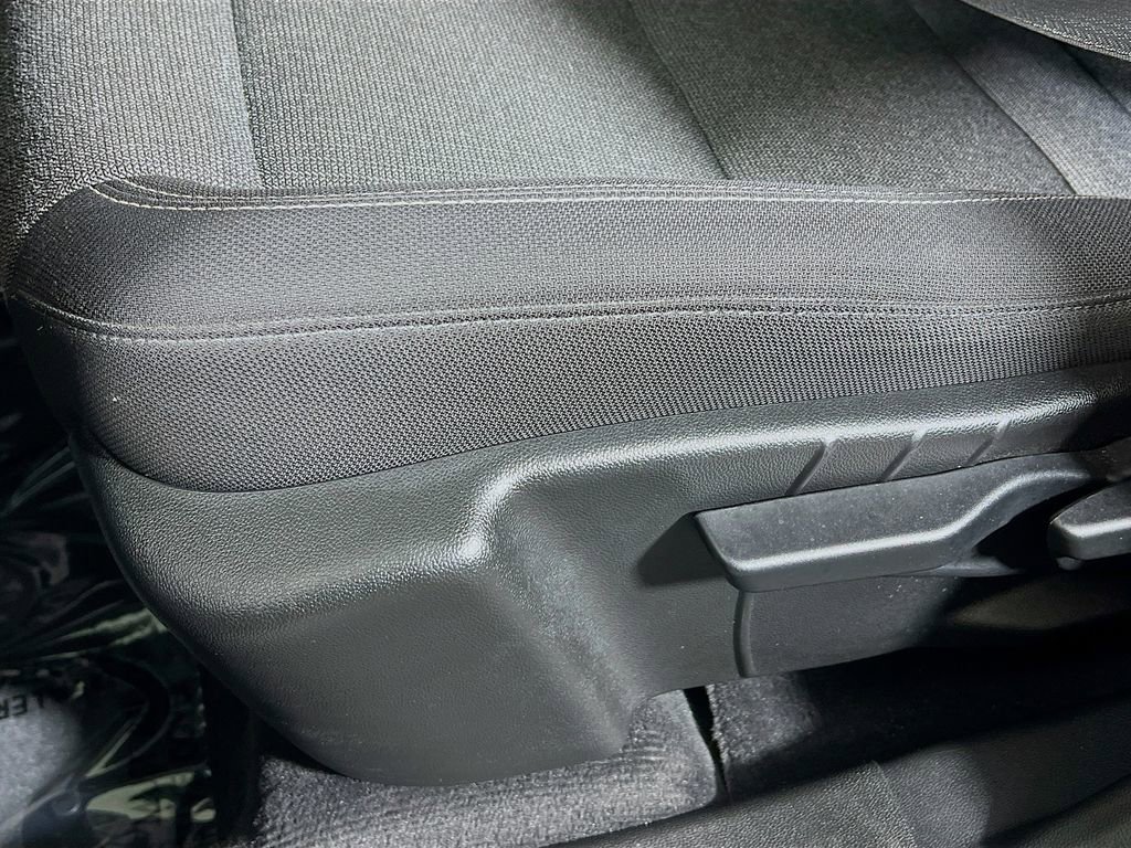 Used 2025 GMC Terrain Elevation AWD/4WD image 16