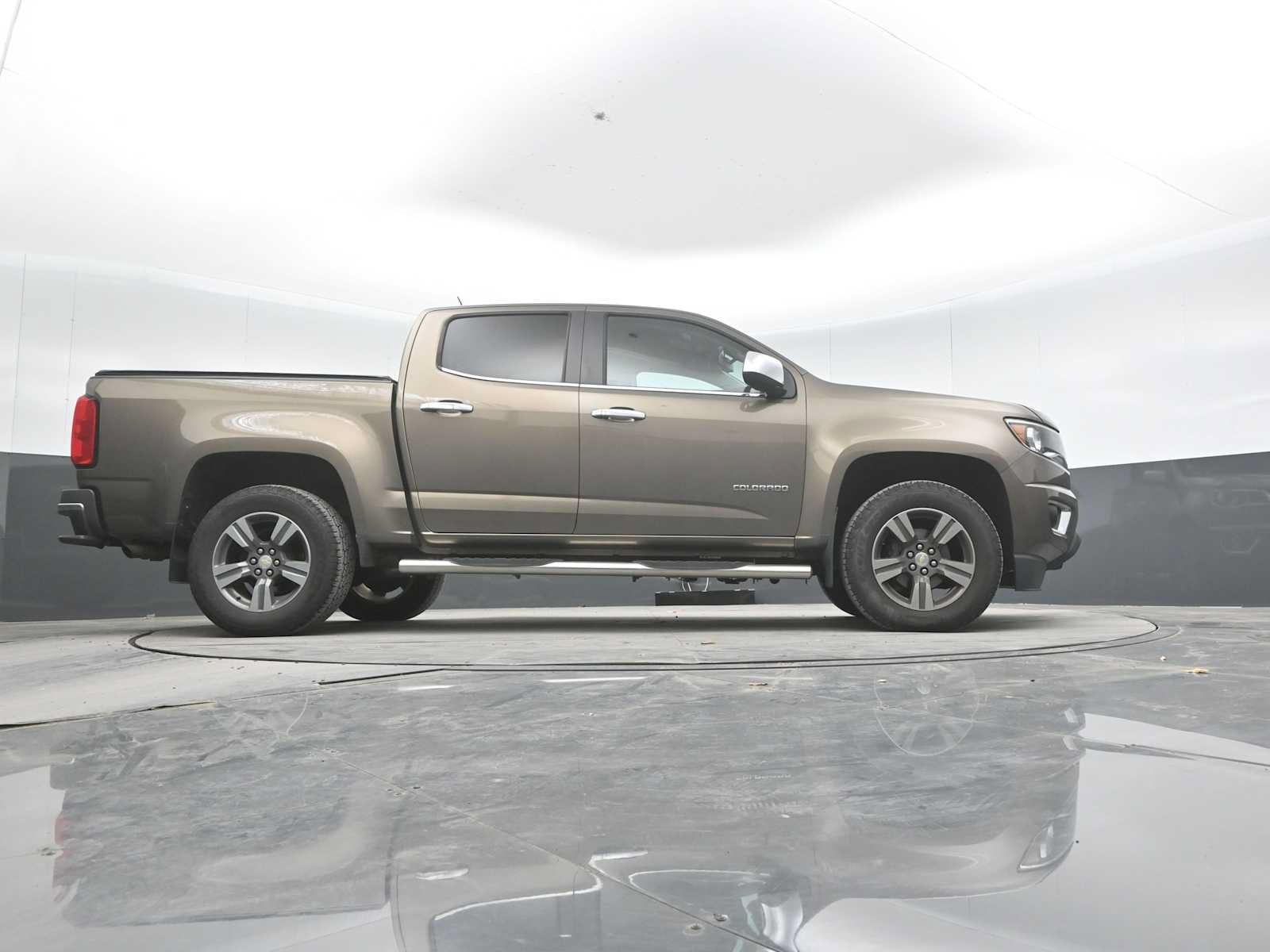 Used 2016 Chevrolet Colorado LT w/ Luxury Package, Chrome AWD/4WD image 30