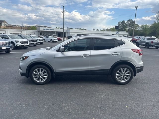 Used 2021 Nissan Rogue Sport SV w/ Technology Package FWD image 17