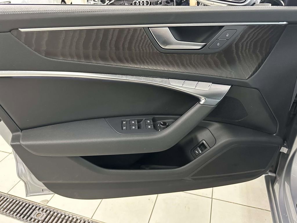 Used 2023 Audi A6 2.0T Premium w/ Convenience Package image 19