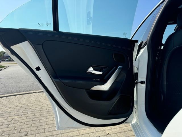 Used 2024 Mercedes-Benz CLA 250 4MATIC image 13