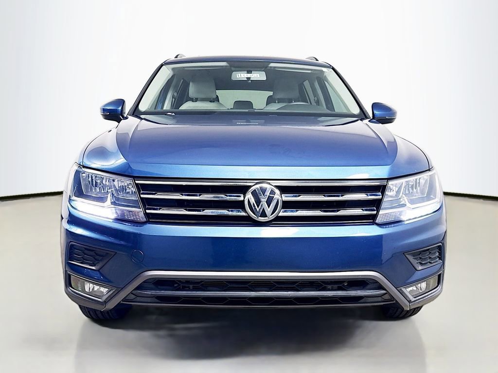 Used 2018 Volkswagen Tiguan S FWD image 2