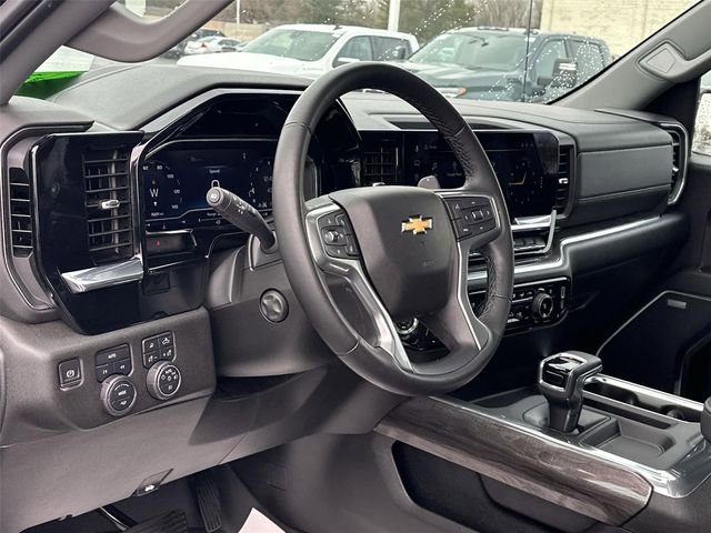 Certified 2024 Chevrolet Silverado 1500 LTZ w/ LTZ Premium Package AWD/4WD image 10