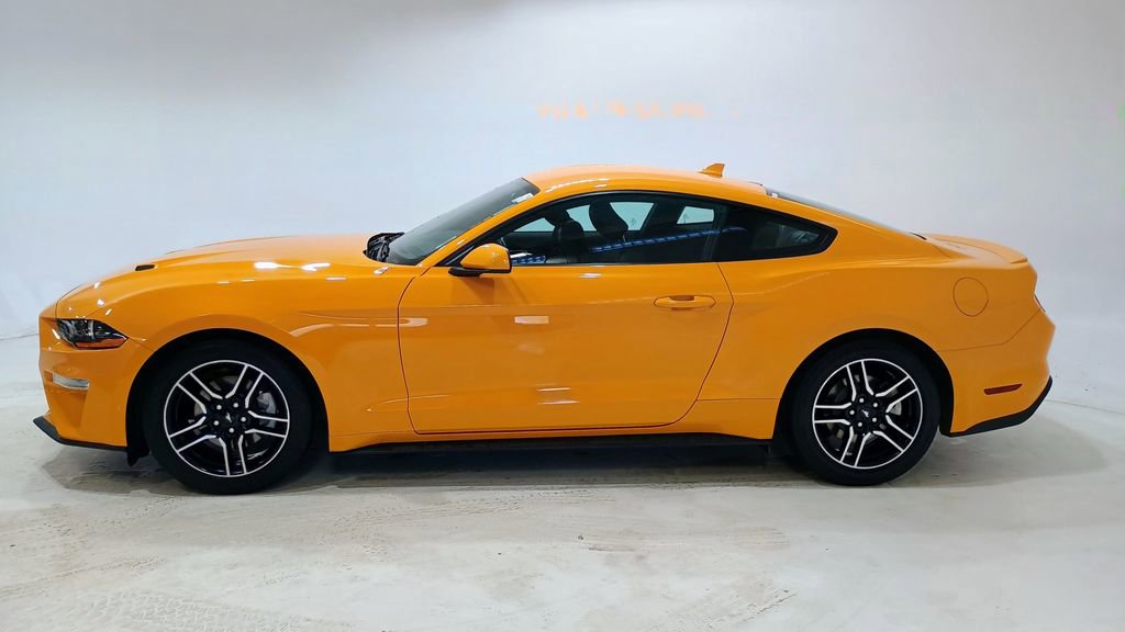 Used 2022 Ford Mustang Premium w/ Ford Safe & Smart Package image 4