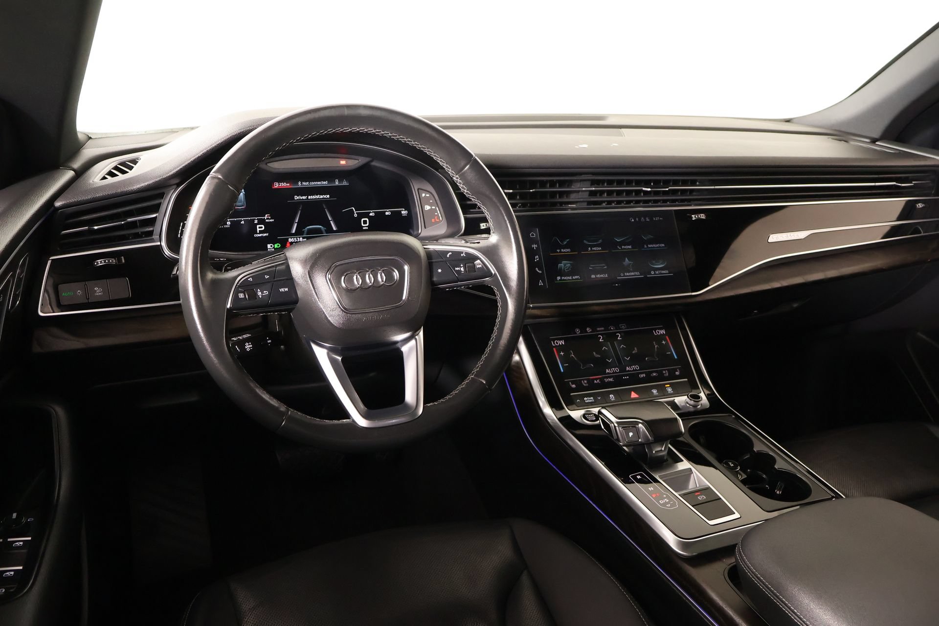 Used 2021 Audi Q8 Premium Plus w/ Premium Plus Package AWD/4WD image 2
