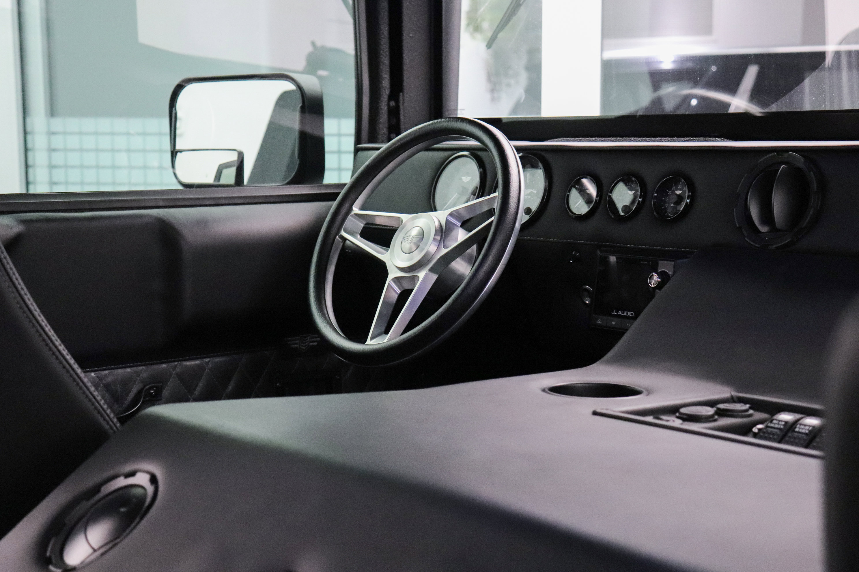 Used 1995 HUMMER H1 4-Door Wagon image 21