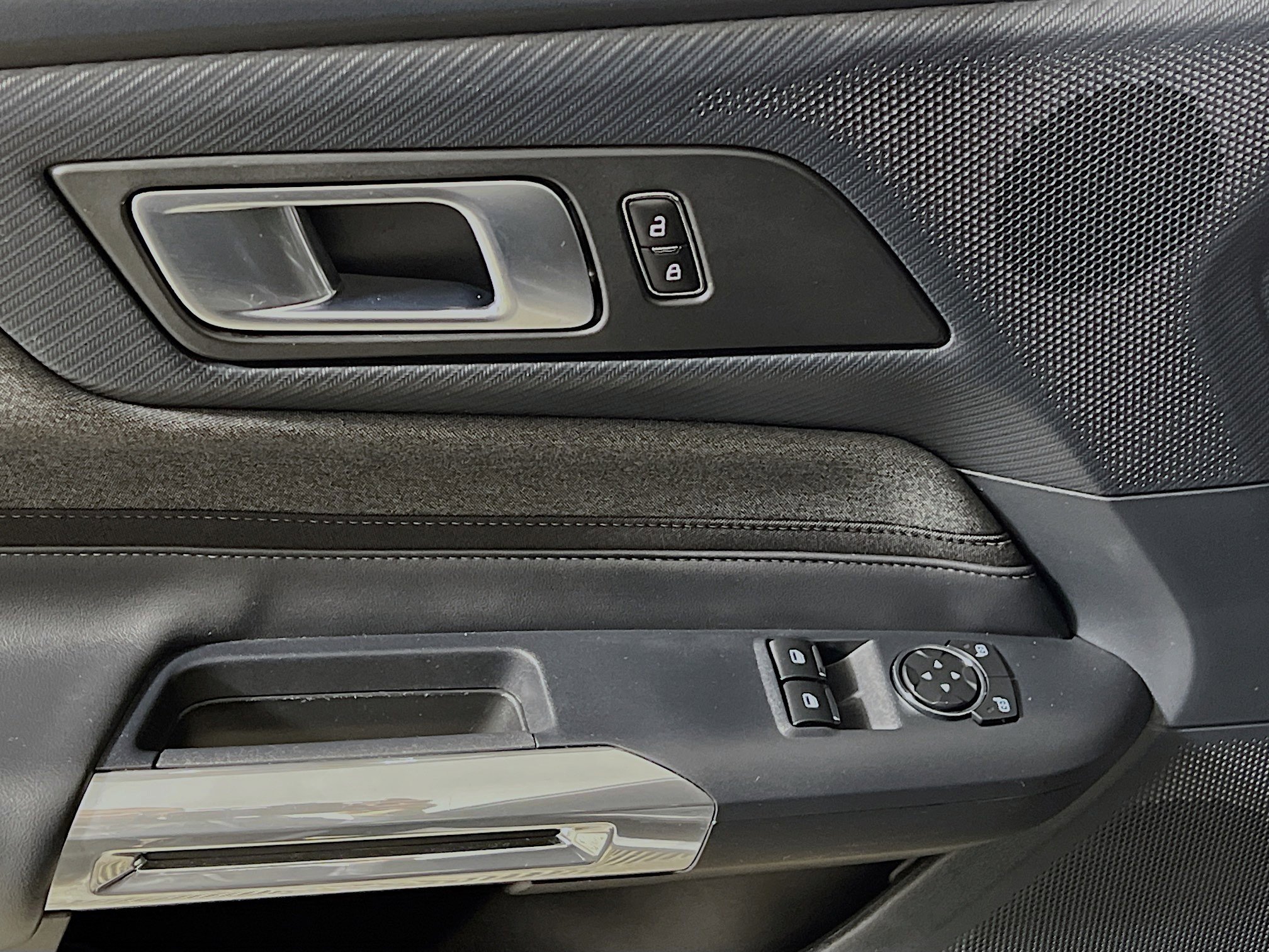 Used 2024 Ford Mustang EcoBoost image 17