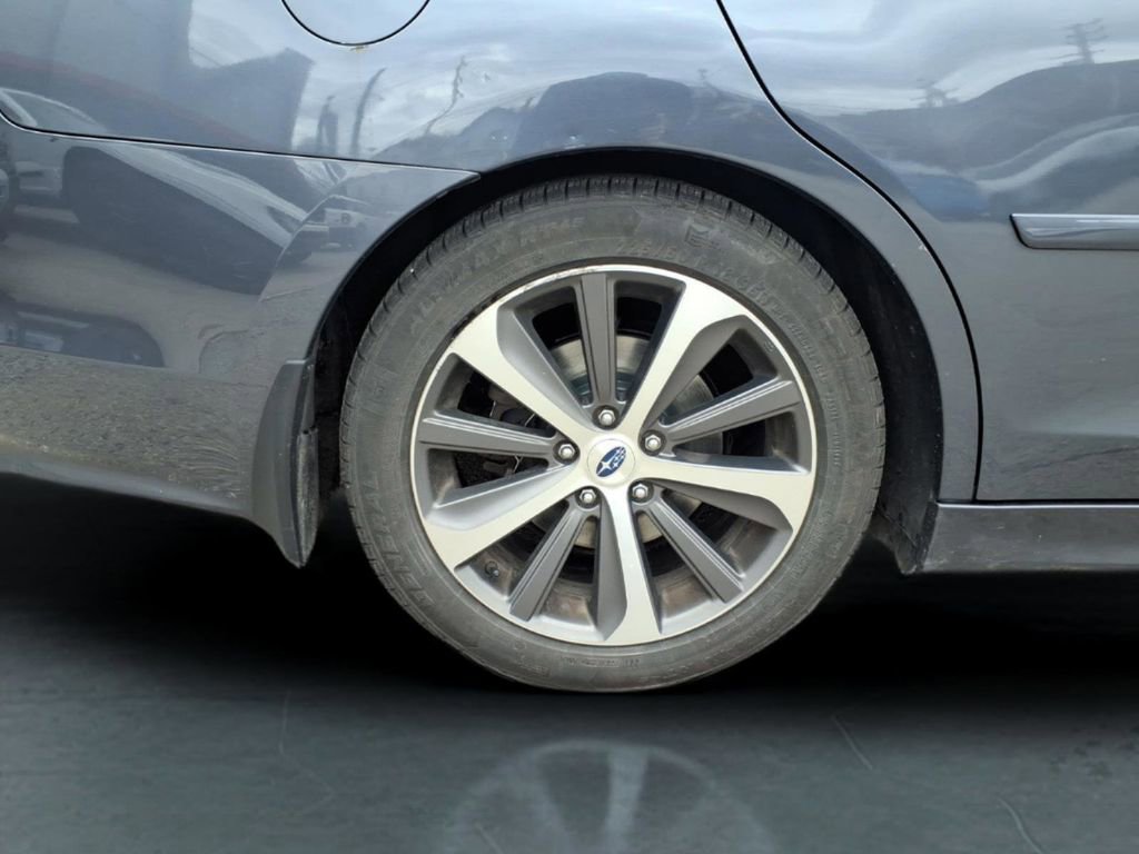 Used 2017 Subaru Legacy 3.6R Limited image 13