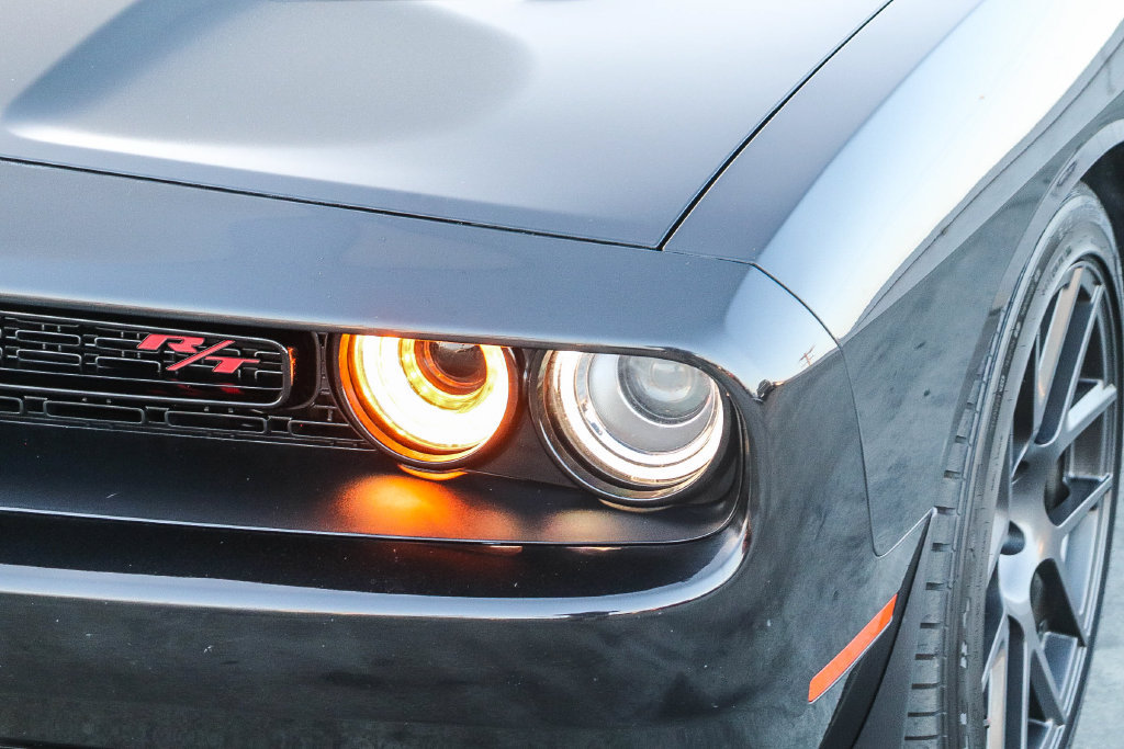 Used 2018 Dodge Challenger R/T Scat Pack RWD image 4