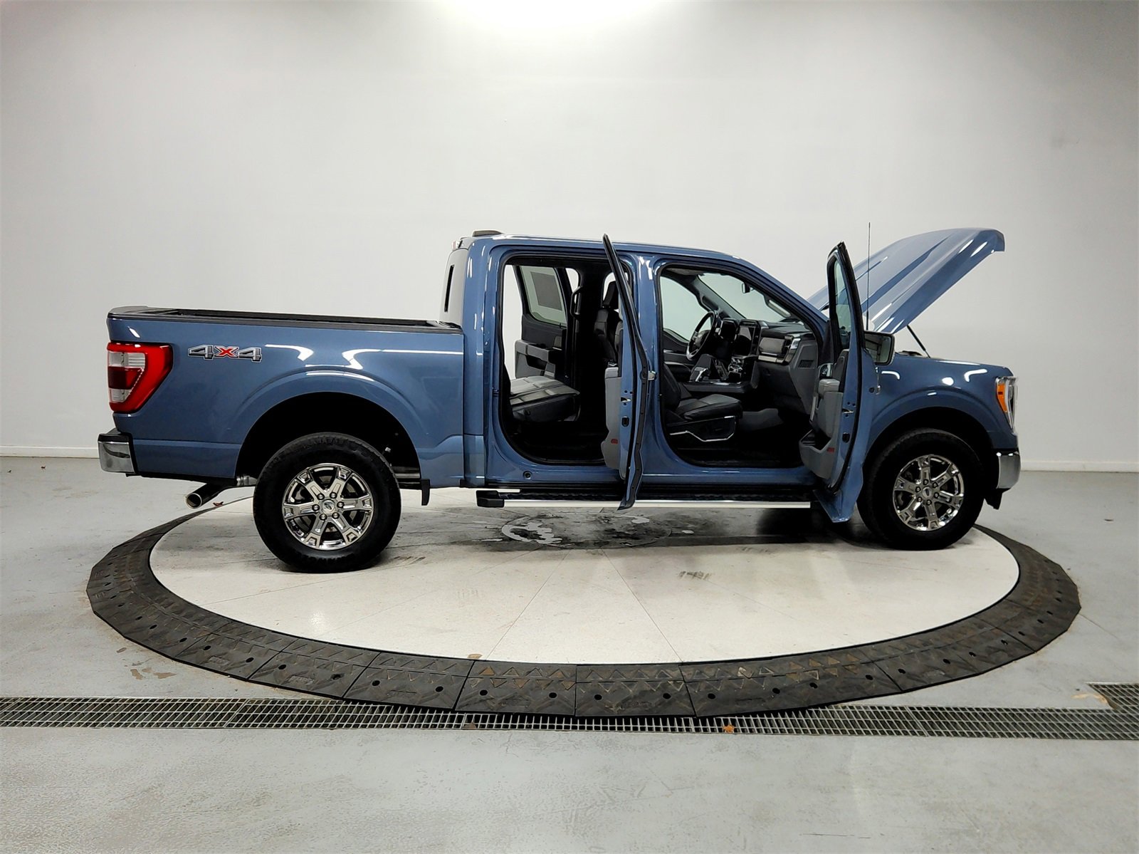 Used 2023 Ford F150 Lariat image 16