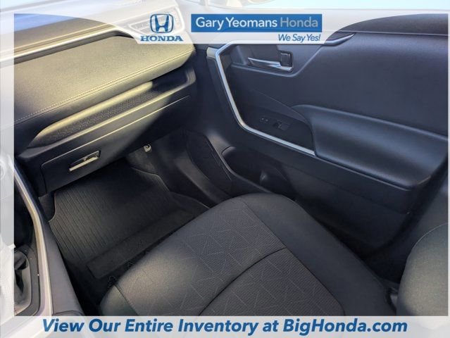 Used 2024 Toyota RAV4 AWD Hybrid image 17