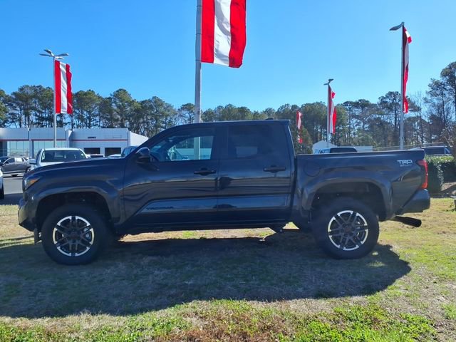 Used 2024 Toyota Tacoma TRD Sport RWD image 3